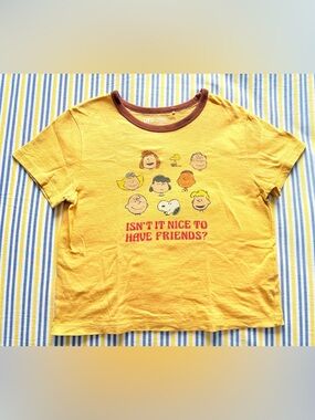 Unisex Uniqlo Yellow Peanuts Graphic Tee, 100% cotton